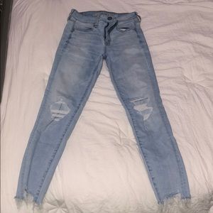 american eagle light wash jeans